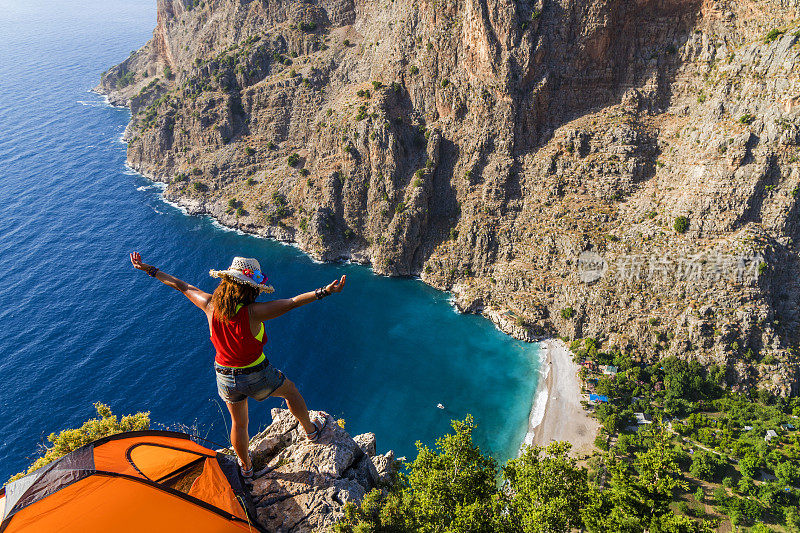 来自Oludeniz的蝴蝶谷。Fethiye /土耳其。